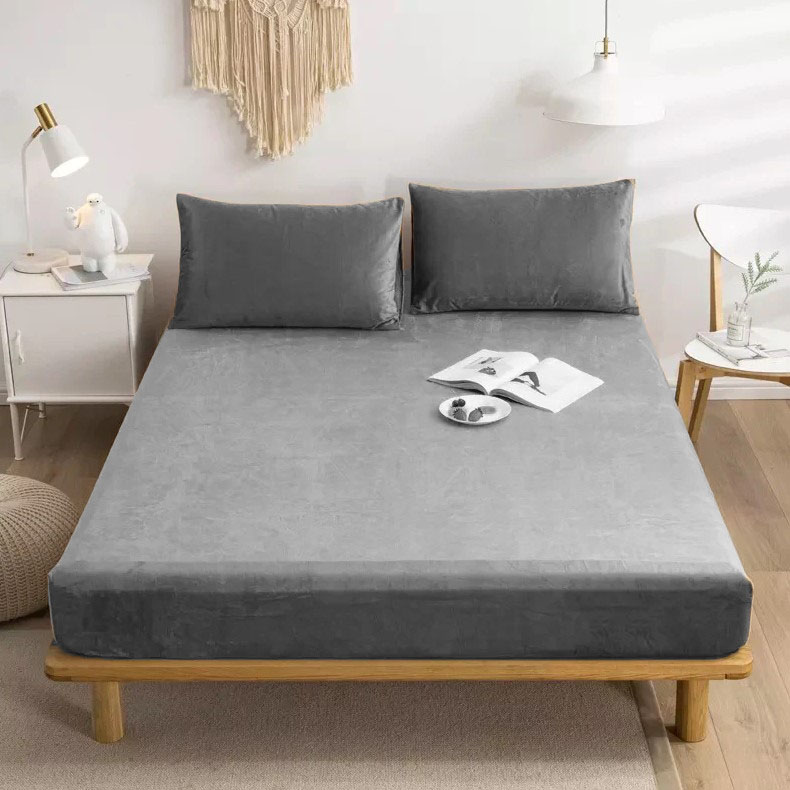 VELVET FITTED SHEET LIGHT GREY