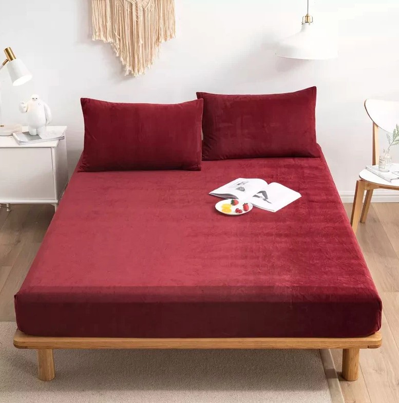 VELVET FITTED SHEET MAROON